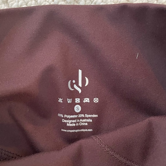 CSB SCRUNCH SHORT - Picture 3 of 4